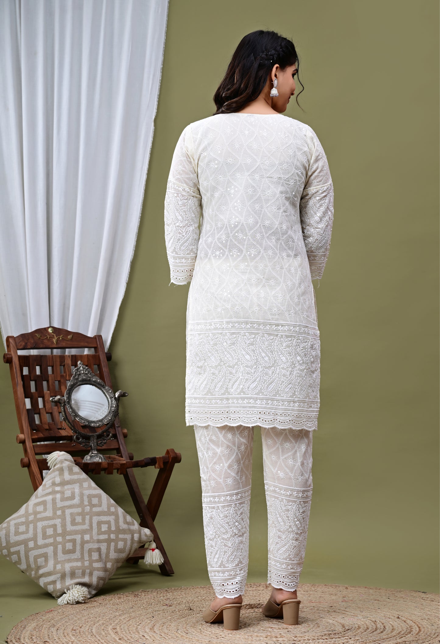Chikankari Off White Kurta Set