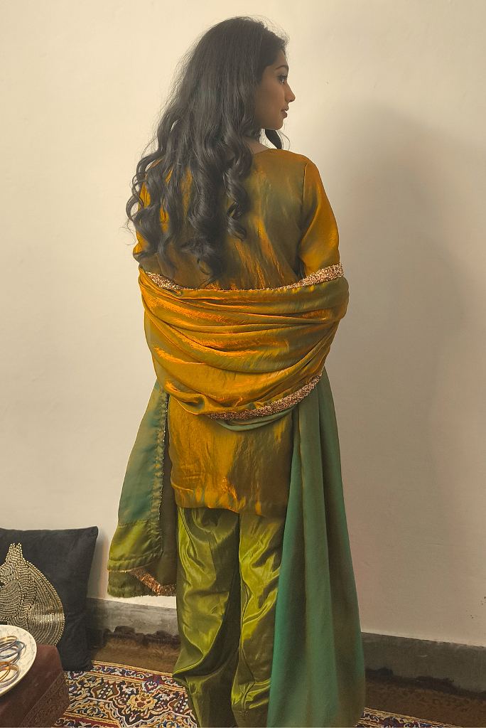 Glass Silk Forest Green Double-shaded Salwar Suit