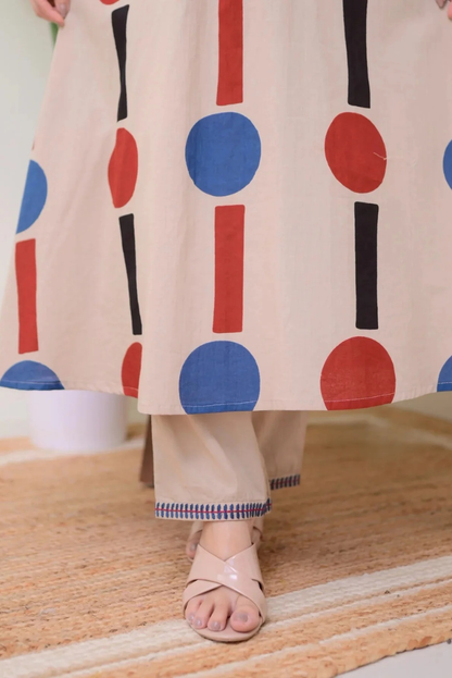 Geometric Print Officewear Flared Kurta Set