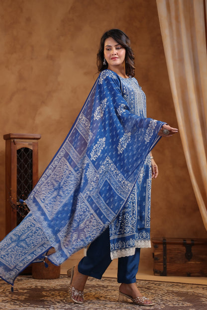 Pure Muslin crepe Three Piece Pakistani Style Suit